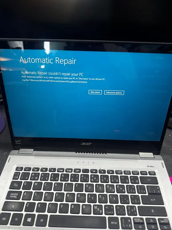 Laptop en reparación de inicio